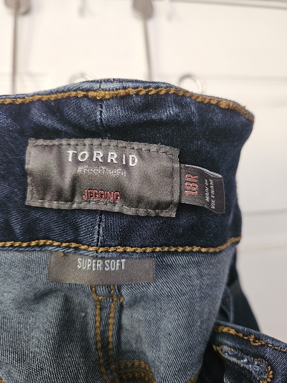 torrid Dark Indigo Skinny Jeans - Picture 4 of 4